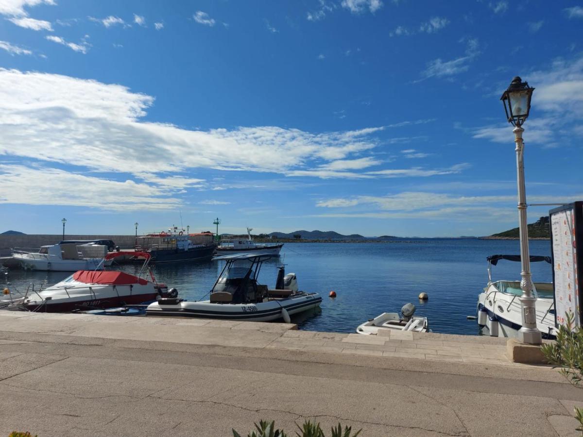 Sweet Sea Apartments Pakoštane Екстериор снимка